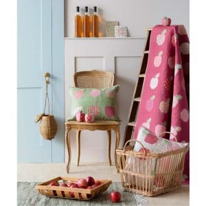 Gracie Green 130151 – Creating Memories Winter Reds & Greens | Tilda Fabric
