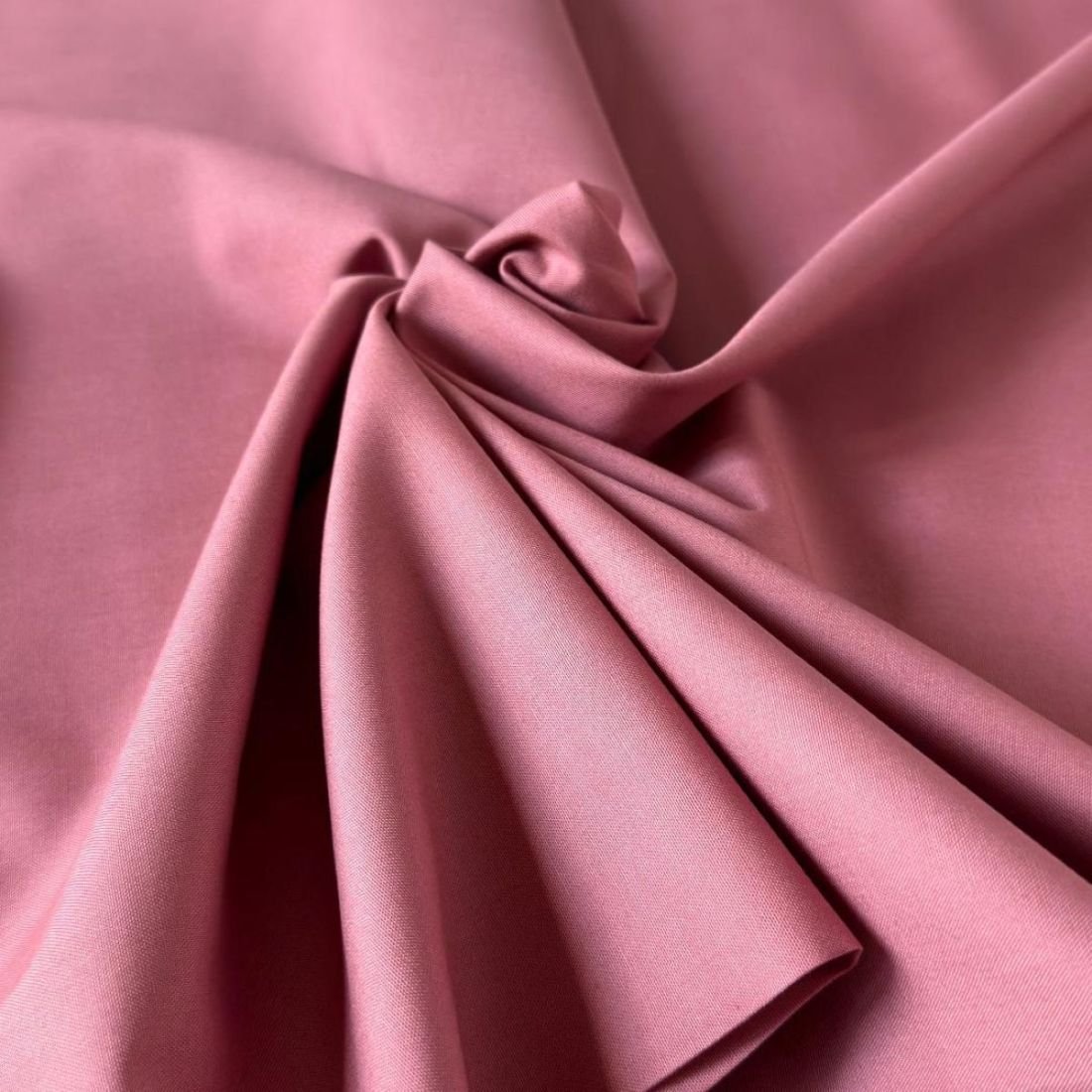 Tilda Solid Basics – 120034 Rosewood | 100% Cotton Quilting Fabric